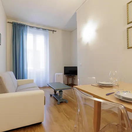 Appartamento Borgo Pinti Living *