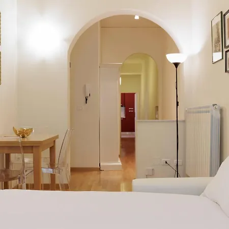 Appartamento Borgo Pinti Living *